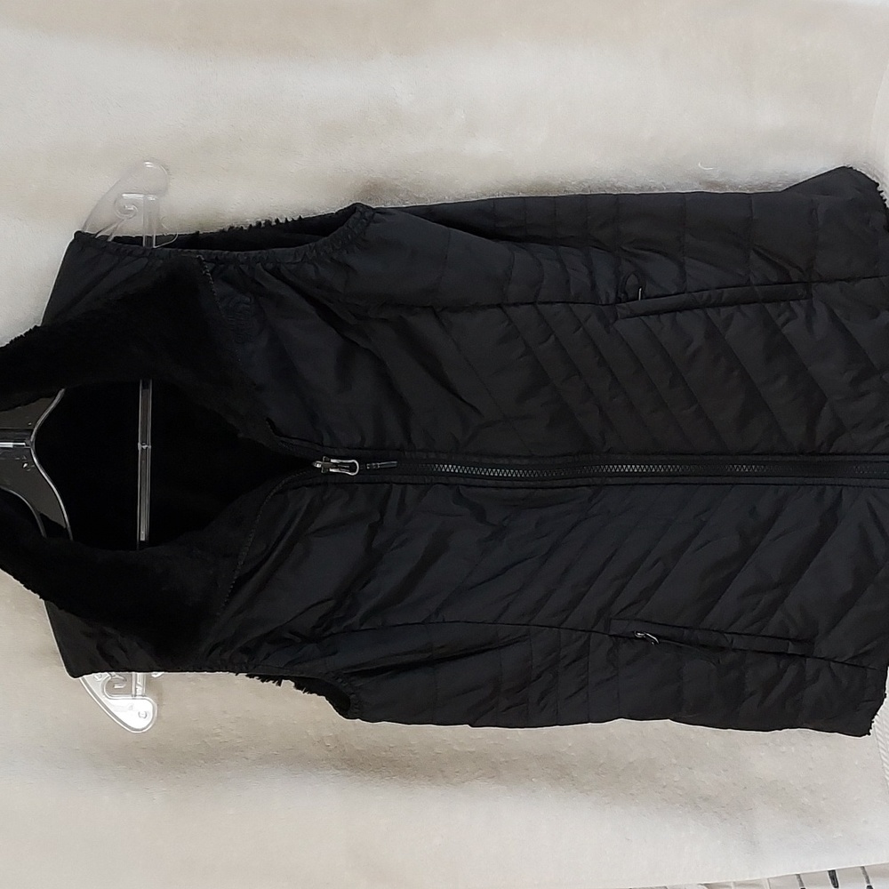 North Face Women's Vest Size Small